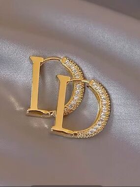 Initial D Post Earrings Gold Clear Crystal Dior STYLE AP29